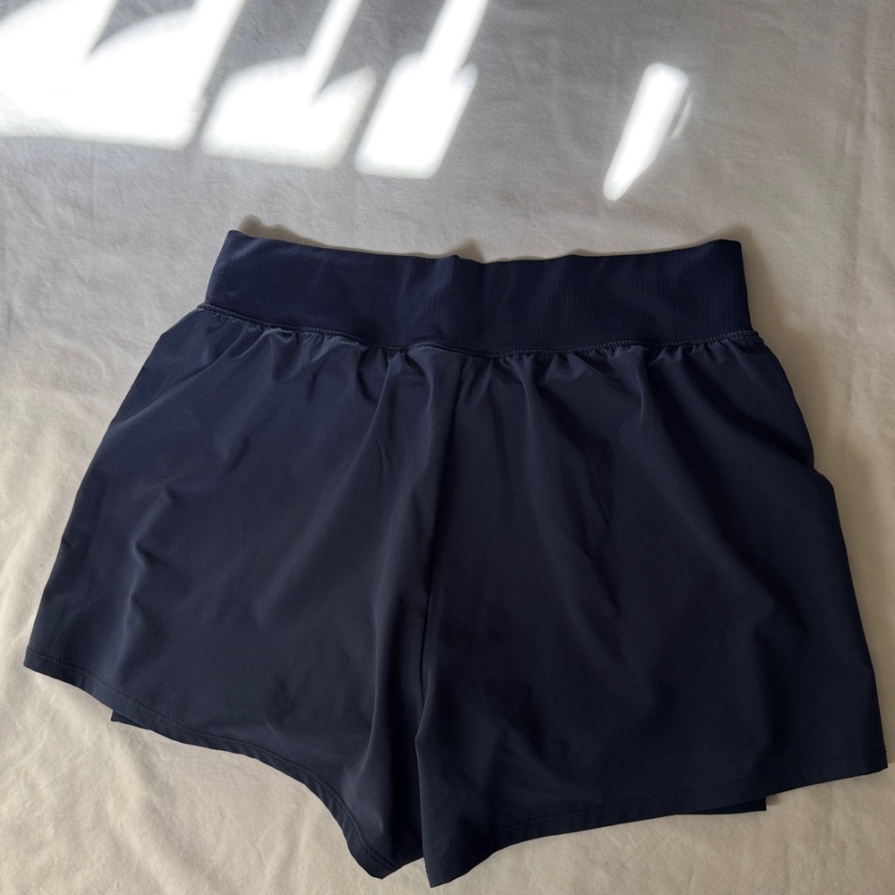 Nike Women's Dark Blue Athletic Shorts - Picture 4 of 8